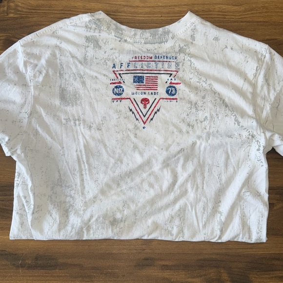 AFFLICTION MENS T SHIRT SIZE MEDIUM GREAT GRAPHICS! 🇺🇸 MUST SEE! - Picture 4 of 4